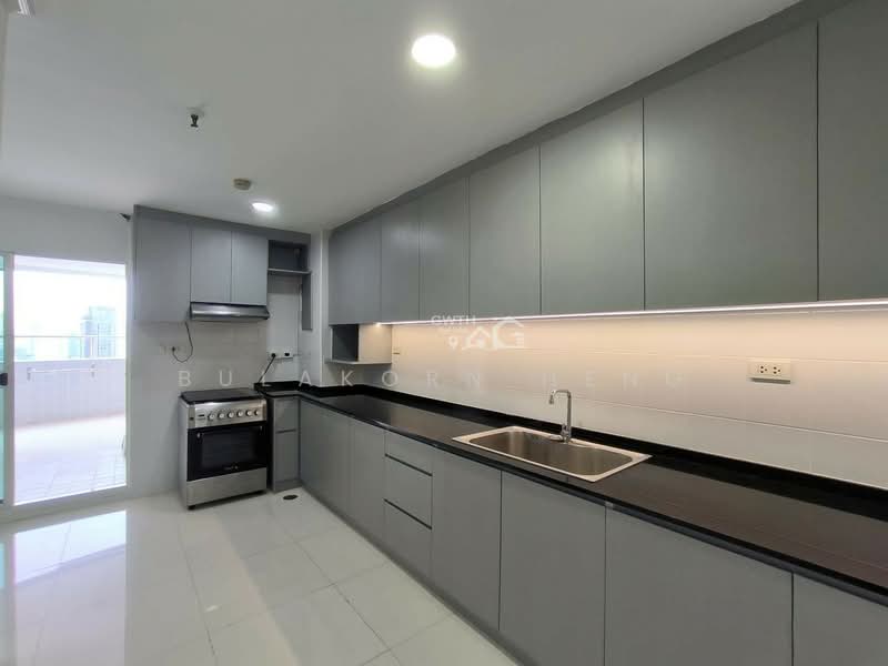 Fifty Fifth Tower, Bangkok, 84 Soi Sukhumvit 55, Sukhumvit Road, Khlong Tan Nua, Watthana, Bangkok, 3 Bedrooms, 223 sqm, Condo For Rent, by Bulakorn Heng, 500271106 - DDproperty.com