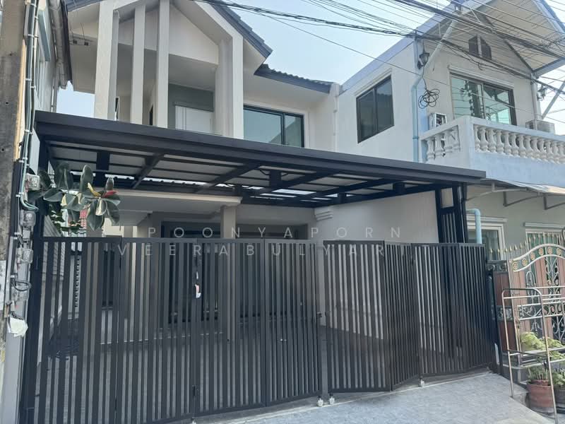 หมู่บ้านสราญรมย์ ซอยประเสริฐมนูกิจ 42, กรุงเทพ, ประเสริฐมนูกิจ, นวมินทร์, บึงกุ่ม, กรุงเทพ, 200 ตร.ม., ทาวน์เฮ้าส์ ขาย, โดย Poonyaporn Veerabulyarit, 500271116 - DDproperty.com