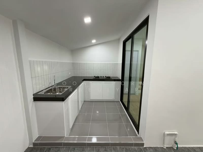 หมู่บ้านสราญรมย์ ซอยประเสริฐมนูกิจ 42, Bangkok, ประเสริฐมนูกิจ, Nawamin, Bueng Kum, Bangkok, 2 Bedrooms, 200 sqm, Townhouse For Sale, by Poonyaporn Veerabulyarit, 500271116 - DDproperty.com