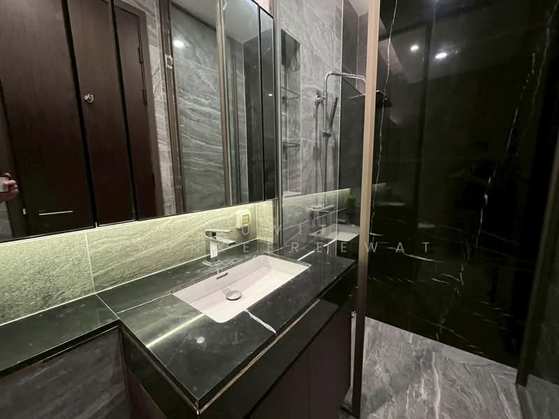 The Esse Sukhumvit 36, Bangkok, Soi Sukhumvit 36, Sukhumvit Road, Phra Kanong, Khlong Toei, Bangkok, 2 Bedrooms, 73 sqm, Condo For Rent, by Suwit Arunkeereewat, 500271130 - DDproperty.com