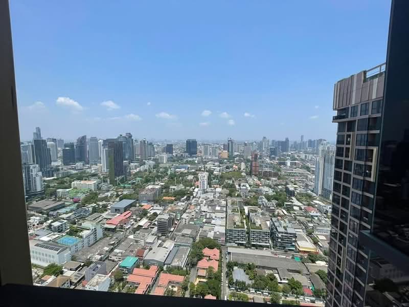 Oka Haus Sukhumvit 36 : โอกะ เฮ้าส์ สุขุมวิท 36, กรุงเทพ, 3399 ถนนพระรามที่ ๔, คลองตัน, คลองเตย, กรุงเทพ, 35 ตร.ม., คอนโด ให้เช่า, โดย Anyaporn Srikanlayanabut, 500271189 - DDproperty.com