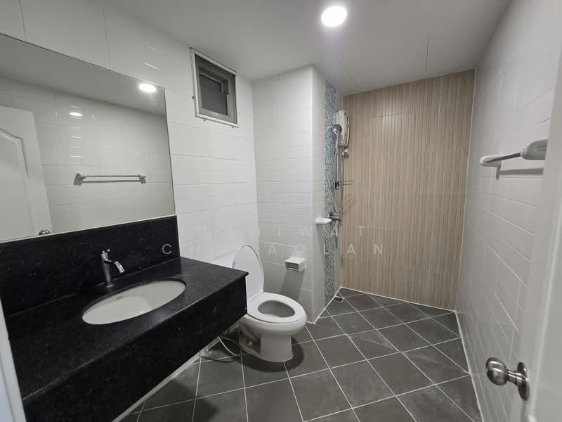 Metro Park Sathorn, Bangkok, Kanlapaphruek Road, Bang Wa, Phasi Charoen, Bangkok, 1 Bedroom, 42 sqm, Condo For Sale, by Itthiwat Chulaolan, 500271192 - DDproperty.com