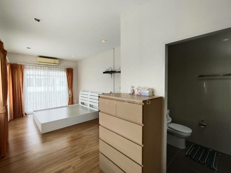 Perfect Place Sukhumvit 77-Suvarnabhumi : เพอร์เฟค เพลส สุขุมวิท77-สุวรรณภูมิ, สมุทรปราการ, ถนนลาดกระบัง, ราชาเทวะ, บางพลี, สมุทรปราการ, 190 ตร.ม., บ้านเดี่ยว ขาย, โดย TopLands of Thailand, 500271199 - DDproperty.com