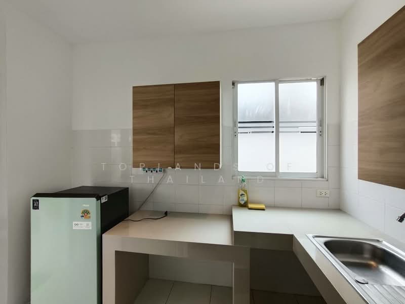 Perfect Place Sukhumvit 77-Suvarnabhumi : เพอร์เฟค เพลส สุขุมวิท77-สุวรรณภูมิ, สมุทรปราการ, ถนนลาดกระบัง, ราชาเทวะ, บางพลี, สมุทรปราการ, 190 ตร.ม., บ้านเดี่ยว ขาย, โดย TopLands of Thailand, 500271199 - DDproperty.com