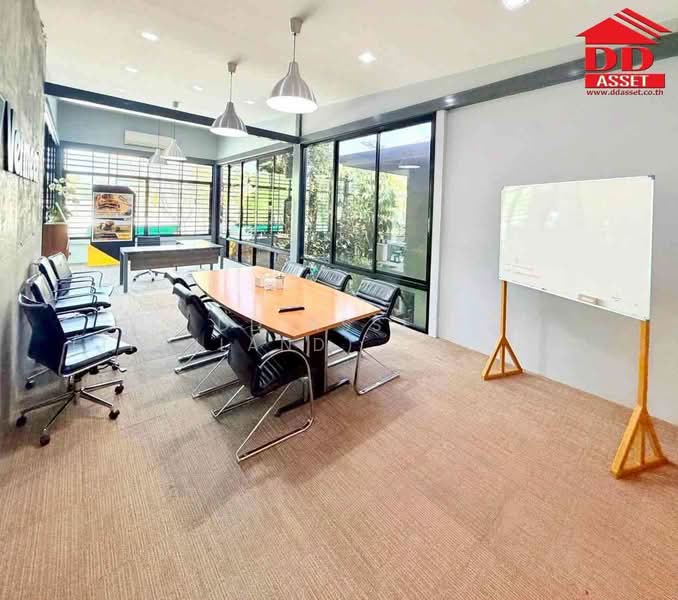 ขายบ้านเดี่ยวพร้อมออฟฟิศ โกดัง ลำลูกกา43/2 รหัสทรัพย์ H8289, Pathum Thani, Lat Sawai, Lam Luk Ka, Pathum Thani, 4 Bedrooms, 500 sqm, Single Detached House For Sale, by DD Asset (Thailand) Co.,Ltd, 500271205 - DDproperty.com