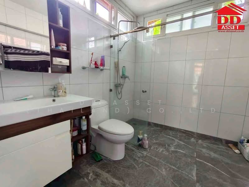 ขายบ้านเดี่ยวพร้อมออฟฟิศ โกดัง ลำลูกกา43/2 รหัสทรัพย์ H8289, ปทุมธานี, ลาดสวาย, ลำลูกกา, ปทุมธานี, 500 ตร.ม., บ้านเดี่ยว ขาย, โดย DD Asset (Thailand) Co.,Ltd, 500271205 - DDproperty.com