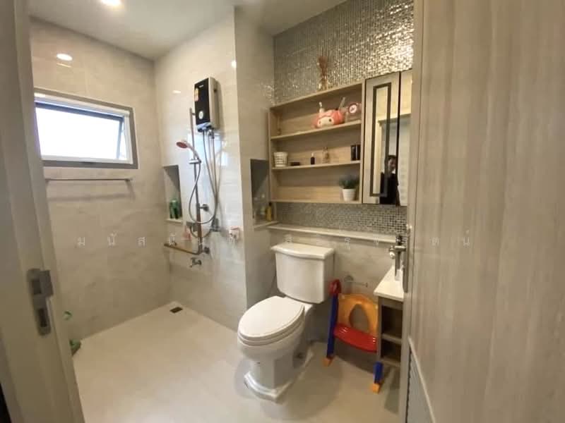 Perfect Residence Sukhumvit 77-Suvarnabhumi, Samut Prakan, Lat Krabang Road, Rachathewa, Bang Plee, Samut Prakan, 5 Bedrooms, 300 sqm, Single Detached House For Sale, by มนัสนันท์ สิริรุจิรัตน์, 500271223 - DDproperty.com