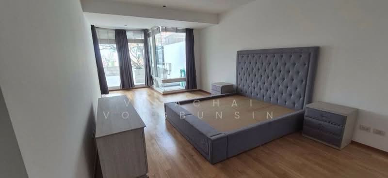 The Empire Place, Bangkok, 88 Narathiwatratchanakharin Road, Thung Maha Mek, Sathon, Bangkok, 3 Bedrooms, 370 sqm, Condo For Rent, by Virachai Vongbunsin, 500271232 - DDproperty.com