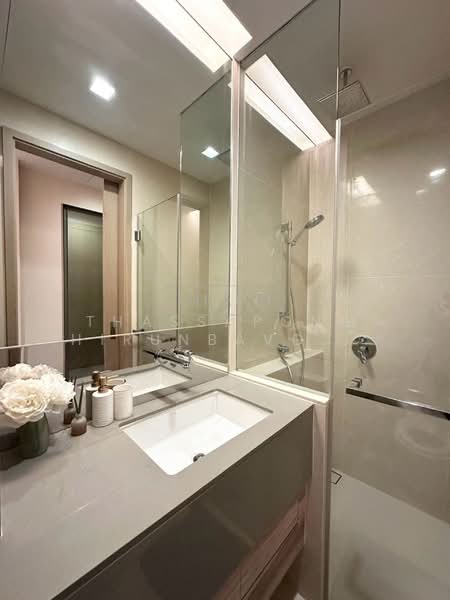 The Esse Asoke, Bangkok, 333 Soi Sukhumvit 21, Sukhumvit Road, Khlongtoei Nua, Watthana, Bangkok, 1 Bedroom, 37 sqm, Condo For Sale, by Thassapong Hirunbavornsak, 500271236 - DDproperty.com