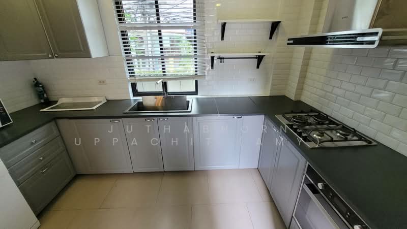 The Prestige 49 Condominium, Bangkok, Sukhumvit, Khlong Tan Nua, Watthana, Bangkok, 3 Bedrooms, 186 sqm, Condo For Rent, by Juthabhorn Uppachit (Amy), 500271356 - DDproperty.com