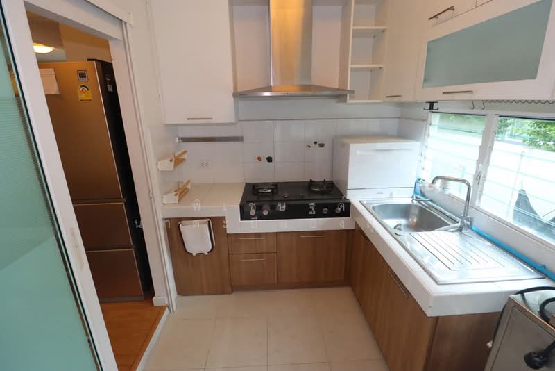 Baan Pruklada Suvarnabhumi : บ้านพฤกษ์ลดา สุวรรณภูมิ, สมุทรปราการ, ถนนลาดกระบัง ซ.ลาดกระบัง 54, ศีรษะจรเข้น้อย, บางเสาธง, สมุทรปราการ, 136 ตร.ม., บ้านเดี่ยว ขาย, โดย พิเชษฐต์ นาคะยืนยงสุข, 500271357 - พฤกษ์ลดา  บ้านใกล้สุวรรณภูมิ ลาดกระบัง - DDproperty.com