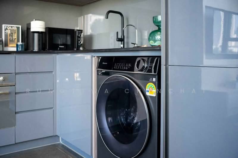 Tait Sathorn 12, Bangkok, Soi Sathorn 12, Sathorn Road, Silom, Bang Rak, Bangkok, 1 Bedroom, 40 sqm, Condo For Rent, by Rungtiwa Chinchai, 500271368 - DDproperty.com