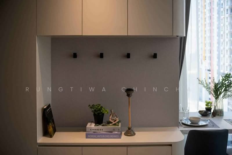 Tait Sathorn 12, Bangkok, Soi Sathorn 12, Sathorn Road, Silom, Bang Rak, Bangkok, 1 Bedroom, 40 sqm, Condo For Rent, by Rungtiwa Chinchai, 500271368 - DDproperty.com