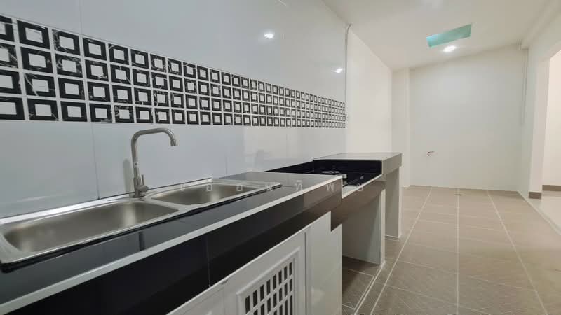 Baan Phrueksa 3 Bang Bua Thong, Nonthaburi, Soi Moobaan Phrueksa 3, Bang Khu Rat, Bang Bua Thong, Nonthaburi, 3 Bedrooms, 100 sqm, Single Detached House For Sale, by เอื้อนทิพย์, 500271379 - DDproperty.com