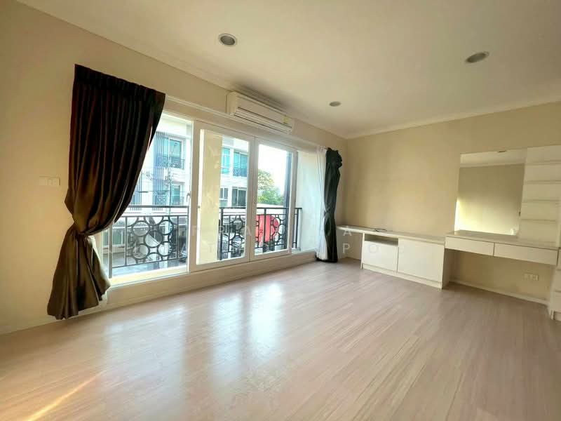 Baan Klang Muang Rama 9 (Motorway), Bangkok, New Bangkok-Chonburi Road, Suan Luang, Suan Luang, Bangkok, 3 Bedrooms, 300 sqm, Single Detached House For Sale, by Pranisa Jirathongpoon, 500271381 - DDproperty.com