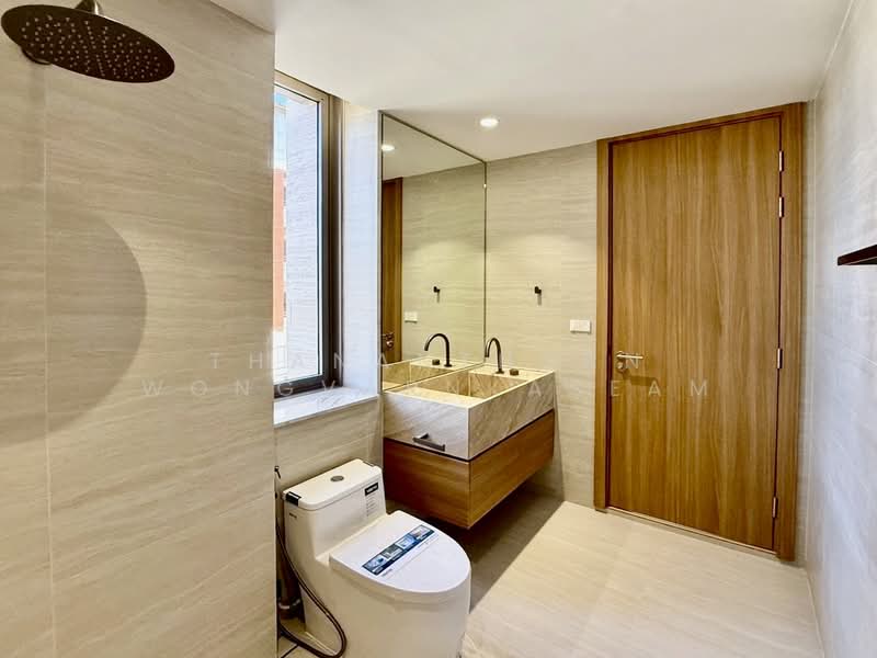 Home Office Predi 14, Bangkok, Phra Kanong Nua, Watthana, Bangkok, 5 Bedrooms, 547 sqm, Townhouse For Rent, by Thananthorn Wongvarnkaseam, 500271444 - DDproperty.com