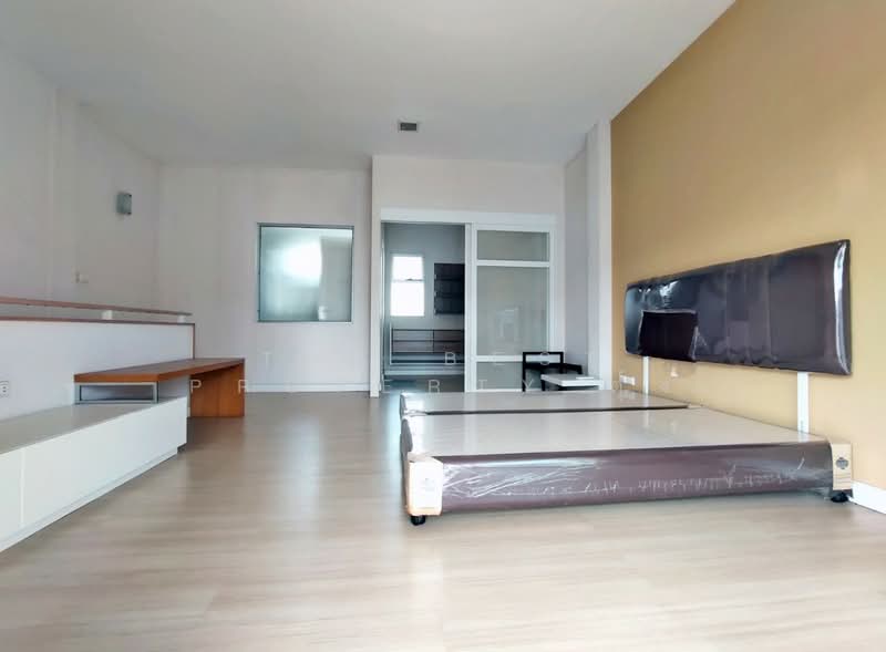 Baan Mai Thepharak-Wongwaen, Samut Prakan, Thepharak Road, Bangphli Yai, Bang Plee, Samut Prakan, 3 Bedrooms, 100 sqm, Townhouse For Sale, by The Best Property ตุ้ง, 500271446 - DDproperty.com