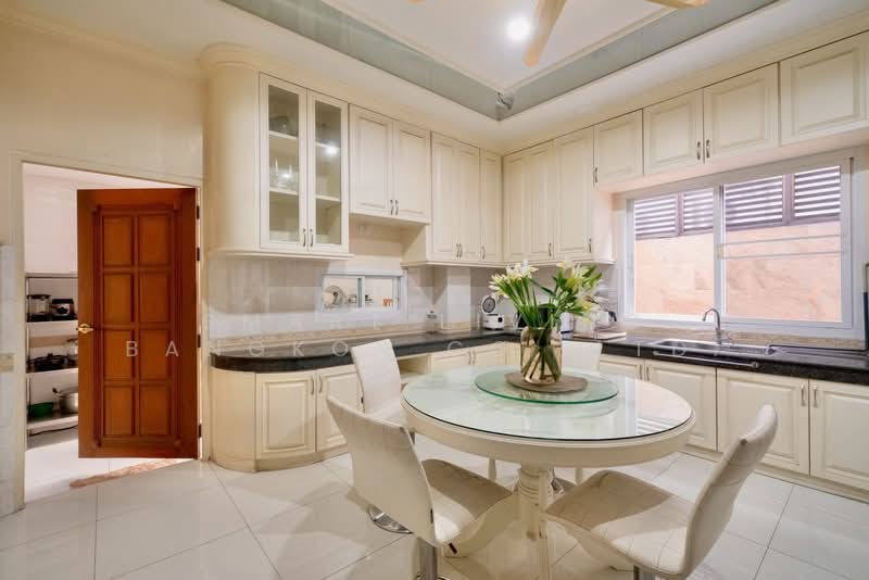 Bangkok Green Park Charoennakorn, Bangkok, เจริญนคร, Bang Lam Phu Lang, Khlong San, Bangkok, 6 Bedrooms, 557 sqm, Single Detached House For Sale, by Smart Living Bangkok Co.,Ltd., 500271459 - DDproperty.com