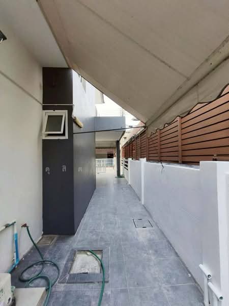 ให้เช่าบ้านแฝด ม.เลควัลเล่ย์ บ่อวิน ศรีราชา, Chon Buri (Pattaya), Bo Win, Si Racha, Chon Buri (Pattaya), 3 Bedrooms, 150 sqm, Semi-Detached House (Twin House) For Rent, by Dusit Saengfa, 500271491 - DDproperty.com