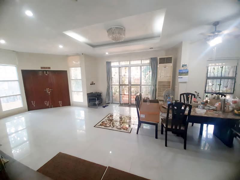 ขายบ้านเดี่ยว 2 ชั้น ขนาดใหญ่ โครงสร้างแข็งแรง สภาพดี พร้อมอยู่, Bangkok, Bang Ra Mat, Taling Chan, Bangkok, 4 Bedrooms, 334 sqm, Single Detached House For Sale, by บุญชู อัศวฤทธิพรหม์, 500271500 - DDproperty.com