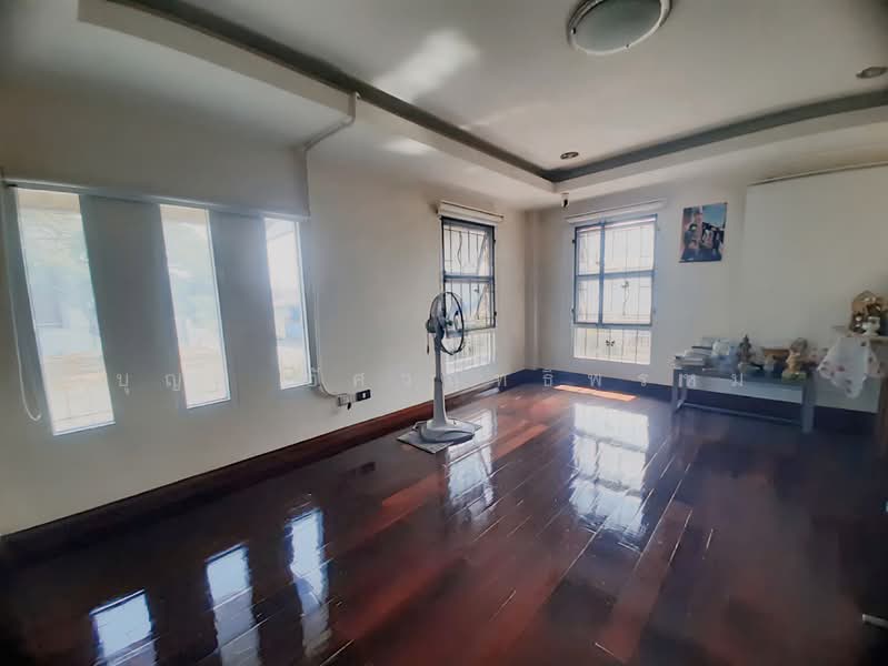 ขายบ้านเดี่ยว 2 ชั้น ขนาดใหญ่ โครงสร้างแข็งแรง สภาพดี พร้อมอยู่, กรุงเทพ, บางระมาด, ตลิ่งชัน, กรุงเทพ, 334 ตร.ม., บ้านเดี่ยว ขาย, โดย บุญชู อัศวฤทธิพรหม์, 500271500 - DDproperty.com