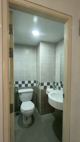 Lumpini Condo Town Ramintra-Laksi, Bangkok, 16 Ram Inthra Road, Anusaowari, Bang Khen, Bangkok, Studio, 25 sqm, Condo For Sale, by ไพลิน เลิศวัฒนมงคล, 500271508 - DDproperty.com