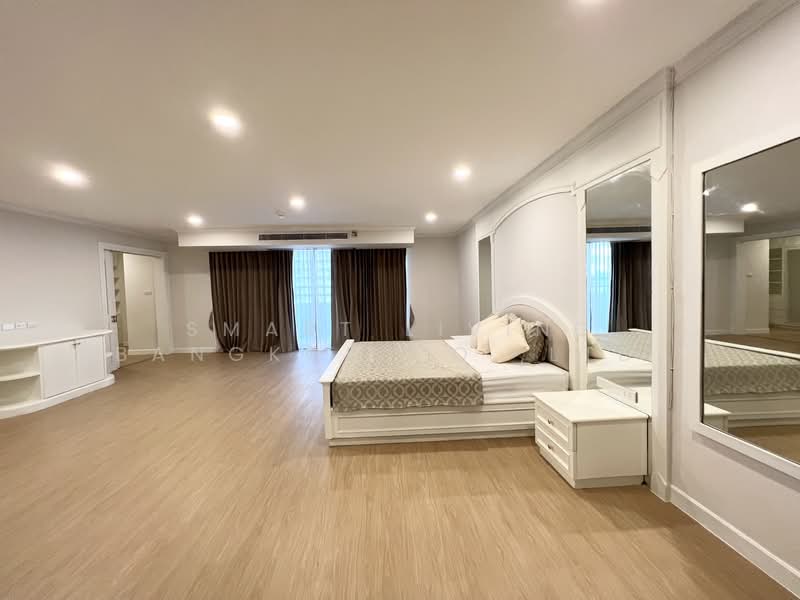 Oriental Towers, Bangkok, 25 Soi Ekkamai 12, Ekkamai Road, Khlong Tan Nua, Watthana, Bangkok, 4 Bedrooms, 458 sqm, Condo For Sale, by Smart Living Bangkok Co.,Ltd., 500271519 - DDproperty.com