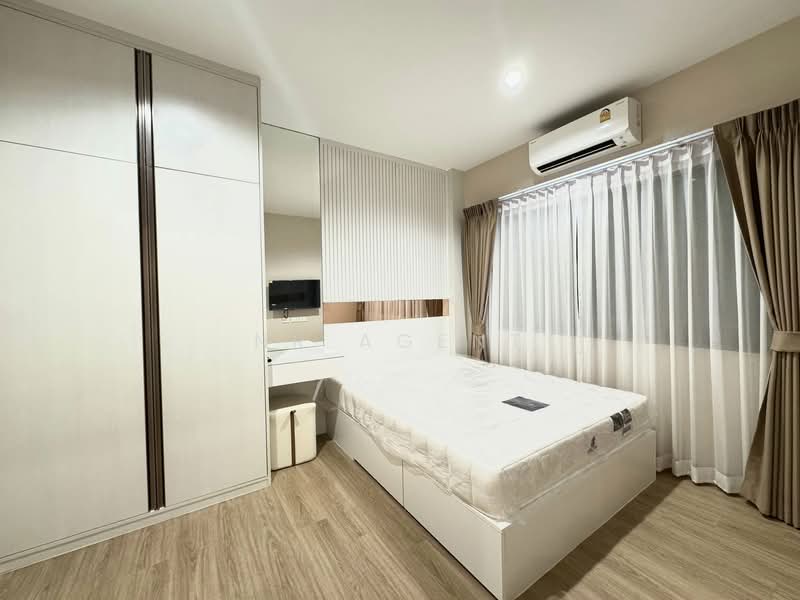 Nirati Donmueang, Bangkok, 333 Choet Wutthakat Rd, Si Khan, Don Mueang, Bangkok, 4 Bedrooms, 227 sqm, Single Detached House For Rent, by NR AGENT, 500271520 - DDproperty.com