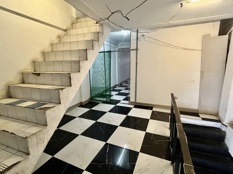 อาคารพาณิชย์ ถนนสุรวงศ์ ซอยอนุมานราชธน ขนาด 20 ตร.ว. พื้นที่ใช้สอย 560 ตร.ม. ใกล้ BTS ศาลาแดง และ ช่, Bangkok, Suriyawong, Bang Rak, Bangkok, , 560 sqm, Shophouse For Rent, by คุณ ณิชาภา, 500271538 - DDproperty.com