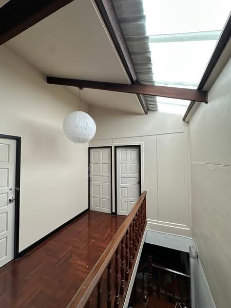 ทำเลซ.เสรีไทย 57 ให้เช่าบ้านเดี่ยว 100 วา บ้านสวย รีโนเวทใหม่ บ้าน 4 นอน มีห้องแม่บ้าน พร้อมอยู่, Bangkok, เสรีไทย, Khan Na Yao, Khan Na Yao, Bangkok, 4 Bedrooms, 255 sqm, Single Detached House For Rent, by บุษบา รัตนวงษ์ชัย, 500271564 - DDproperty.com