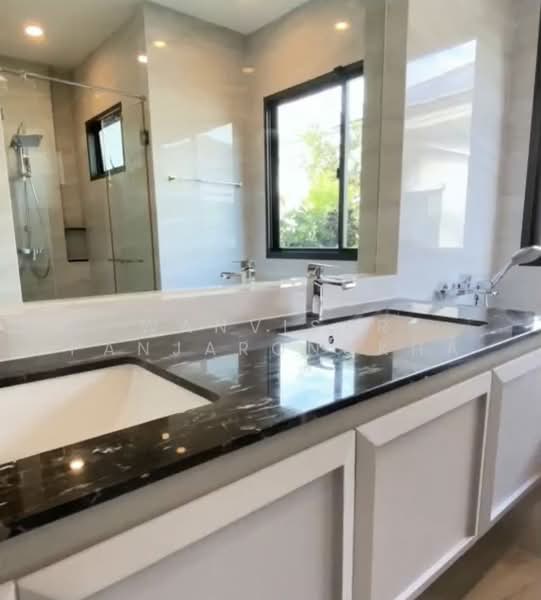 Niyham Boromratchachonnani, Bangkok, Borommaratchachonnani Sala Thammasop, Sala Thammasop, Thawi Watthana, Bangkok, 4 Bedrooms, 461 sqm, Single Detached House For Sale, by Wanvisar Panjarongkha, 500271565 - DDproperty.com