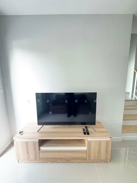 ให้เช่าทาวน์โฮม ม.เสนาวีว่า(เจซิตี้ ) อัสสัมชัญ ศรีราชา, ชลบุรี, สุรศักดิ์, ศรีราชา, ชลบุรี, 65 ตร.ม., ทาวน์เฮ้าส์ ให้เช่า, โดย ดุสิต แสงฟ้า, 500271575 - DDproperty.com