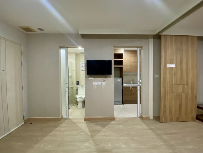 Happy Condo Ladprao 101, Bangkok, Ladprao Road, Wang Thonglang, Wang Thonglang, Bangkok, 1 Bedroom, 37 sqm, Condo For Rent, by Agentbkk, 500271596 - DDproperty.com
