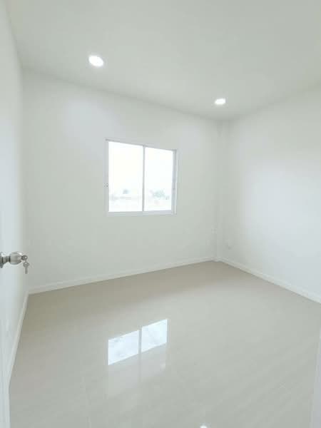 ขาย - Baan Varapirom Lumlukka-Klong 3 : บ้านวราภิรมย์ ลำลูกกา-คลอง 3, ปทุมธานี