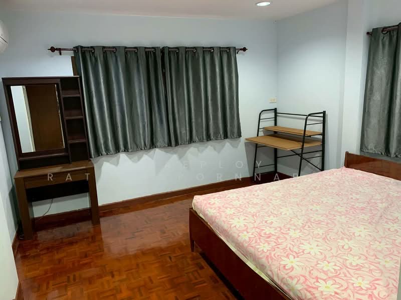 Maneeya Ville, Bangkok, Soi Wachiratham Sathit 12, Bang Chak, Phra Khanong, Bangkok, 2 Bedrooms, 200 sqm, Single Detached House For Rent, by Praeploy Rattanapornnapapatch, 500271611 - DDproperty.com