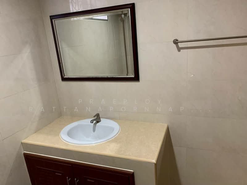 Maneeya Ville, Bangkok, Soi Wachiratham Sathit 12, Bang Chak, Phra Khanong, Bangkok, 2 Bedrooms, 200 sqm, Single Detached House For Rent, by Praeploy Rattanapornnapapatch, 500271611 - DDproperty.com