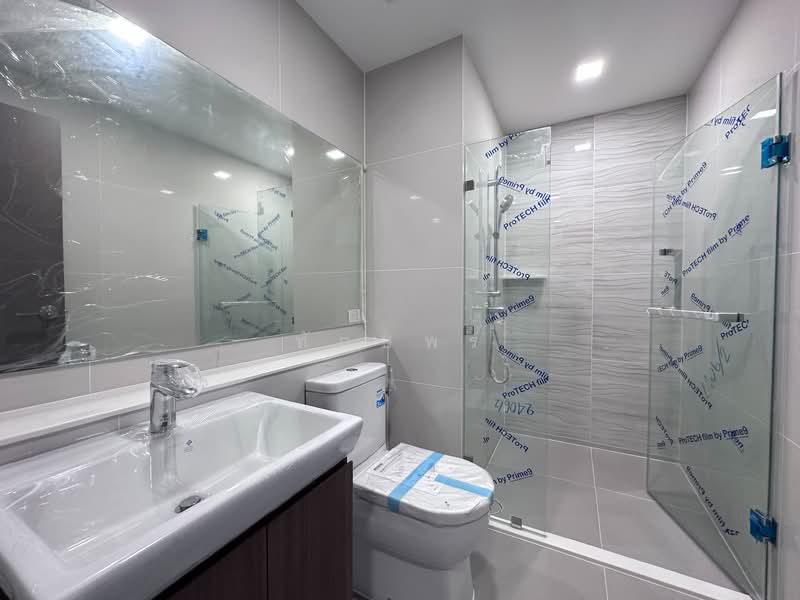 Life Phahon-Ladprao, Bangkok, 996 Phahonyothin Road, Jom Phon, Chatuchak, Bangkok, 2 Bedrooms, 65 sqm, Condo For Sale, by ทักษพร, 500271614 - DDproperty.com