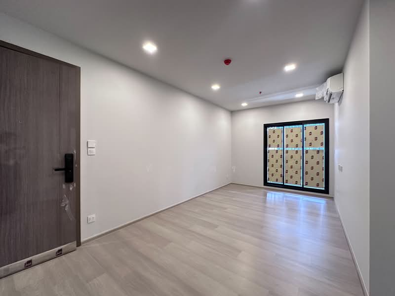 Life Phahon-Ladprao, Bangkok, 996 Phahonyothin Road, Jom Phon, Chatuchak, Bangkok, 2 Bedrooms, 65 sqm, Condo For Sale, by ทักษพร, 500271614 - DDproperty.com