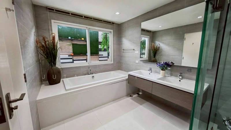 Laddarom Bangna, Samut Prakan, Bangna-Trad Road Km.7, Bang Kaeo, Bang Plee, Samut Prakan, 4 Bedrooms, 325 sqm, Single Detached House For Rent, by Jutarat Jitmun, 500271625 - DDproperty.com