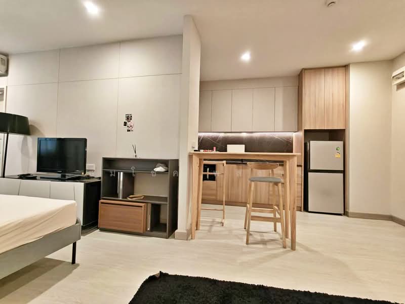 Baan Klang Krung Resort (Ratchada 7), Bangkok, 7 Ratchadaphisek Road, Din Daeng, Din Daeng, Bangkok, Studio, 35 sqm, Condo For Rent, by สมโชค พลงาม, 500271667 - DDproperty.com