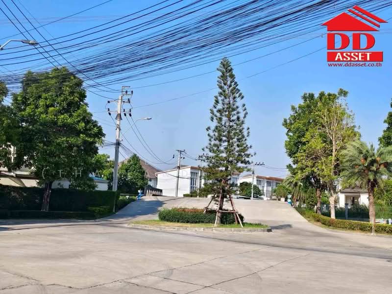 Golden Town Bangna-Suanluang : โกลเด้น ทาวน์ บางนา-สวนหลวง, กรุงเทพ, ถนนกาญจนาภิเษก, ดอกไม้, ประเวศ, กรุงเทพ, 116 ตร.ม., ทาวน์เฮ้าส์ ขาย, โดย DD Asset (Thailand) Co.,Ltd, 500271671 - DDproperty.com