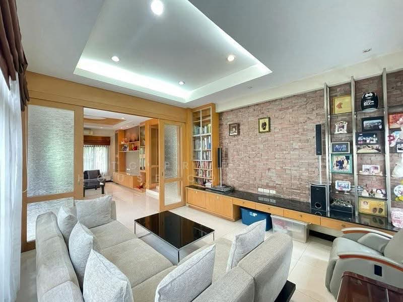 NG357 ให้เช่าบ้านเดี่ยว 3 ชั้น หลังใหญ่ ซ.รัชดา 32 พร้อมเข้าอยู่ สิ้น พ.ค. 69, Bangkok, รัชดา31, Chan Kasem, Chatuchak, Bangkok, 4 Bedrooms, 450 sqm, Single Detached House For Rent, by NTG Property House Co.,Ltd., 500271680 - DDproperty.com