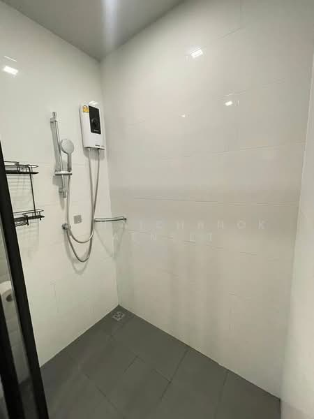 Metris Pattanakarn-Ekkamai, Bangkok, 486 Phatthanakan Road, Suan Luang, Suan Luang, Bangkok, 2 Bedrooms, 60 sqm, Condo For Rent, by Hathaichanok Saenset, 500271692 - DDproperty.com