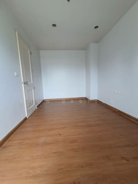 The Mark Ratchada-Airport Link, Bangkok, Chaturathit Road, Makkasan, Ratchathewi, Bangkok, 2 Bedrooms, 61 sqm, Condo For Rent, by Khun Bastien, 500271697 - DDproperty.com