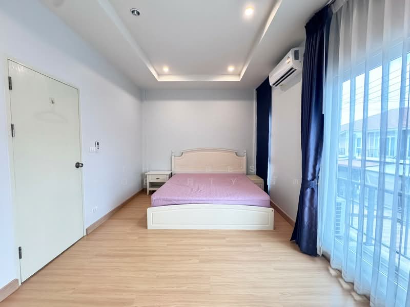 Supalai Bella Wongwaen-Lumlukka Klong 6, Pathum Thani, Soi Bueng Kham Proi, Bung Kham Proi, Lam Luk Ka, Pathum Thani, 3 Bedrooms, 96 sqm, Townhouse For Sale, by The Best Property รัตน์, 500271730 - DDproperty.com