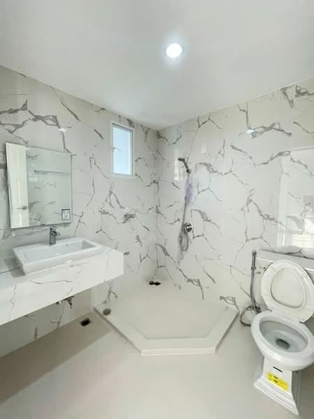 The Preston Townhome Rama9-Krungthepkreetha, Bangkok, 495 Krung Thep Kritha 7, Hua Mak, Bang Kapi, Bangkok, 3 Bedrooms, 175 sqm, Townhouse For Sale, by Itthiwat Chulaolan, 500271736 - DDproperty.com