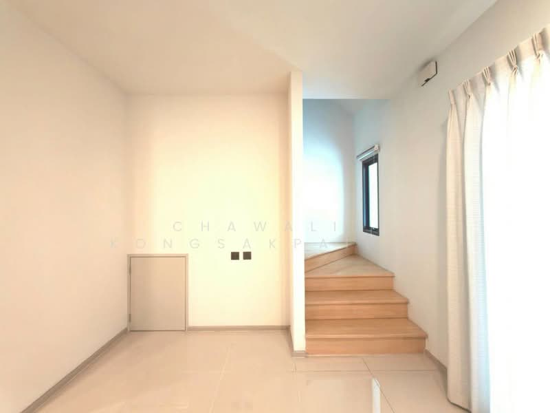 Urbanio Vibhavadi-Chaengwattana, Bangkok, Soi Chaeng Watthana 9-1, Kamphaeng Phet Road 6, Thung Song Hong, Lak Si, Bangkok, 3 Bedrooms, 180 sqm, Townhouse For Sale, by CHAWALIT KONGSAKPAIBUL, 500271738 - DDproperty.com