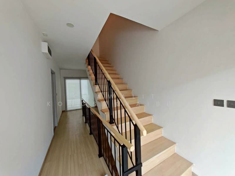 Urbanio Vibhavadi-Chaengwattana, Bangkok, Soi Chaeng Watthana 9-1, Kamphaeng Phet Road 6, Thung Song Hong, Lak Si, Bangkok, 3 Bedrooms, 180 sqm, Townhouse For Sale, by CHAWALIT KONGSAKPAIBUL, 500271738 - DDproperty.com