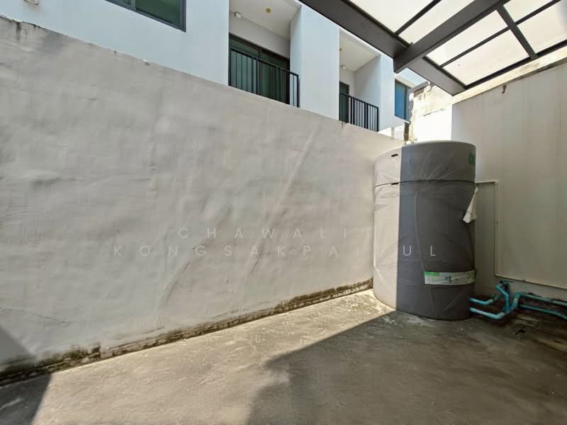 Urbanio Vibhavadi-Chaengwattana, Bangkok, Soi Chaeng Watthana 9-1, Kamphaeng Phet Road 6, Thung Song Hong, Lak Si, Bangkok, 3 Bedrooms, 180 sqm, Townhouse For Sale, by CHAWALIT KONGSAKPAIBUL, 500271738 - DDproperty.com