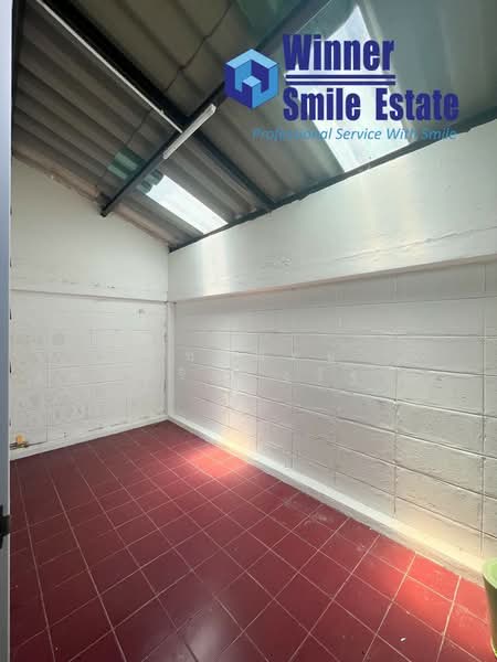 หมู่บ้านไพโรจน์ บางนา, Bangkok, ซ.บางนา-ตราด 27, Bang Na Nuea, Bang Na, Bangkok, 2 Bedrooms, 100 sqm, Townhouse For Sale, by พิชาพัทธ์ เพิ่มศิริทรงรัฐ (คุณพิชา), 500271762 - DDproperty.com